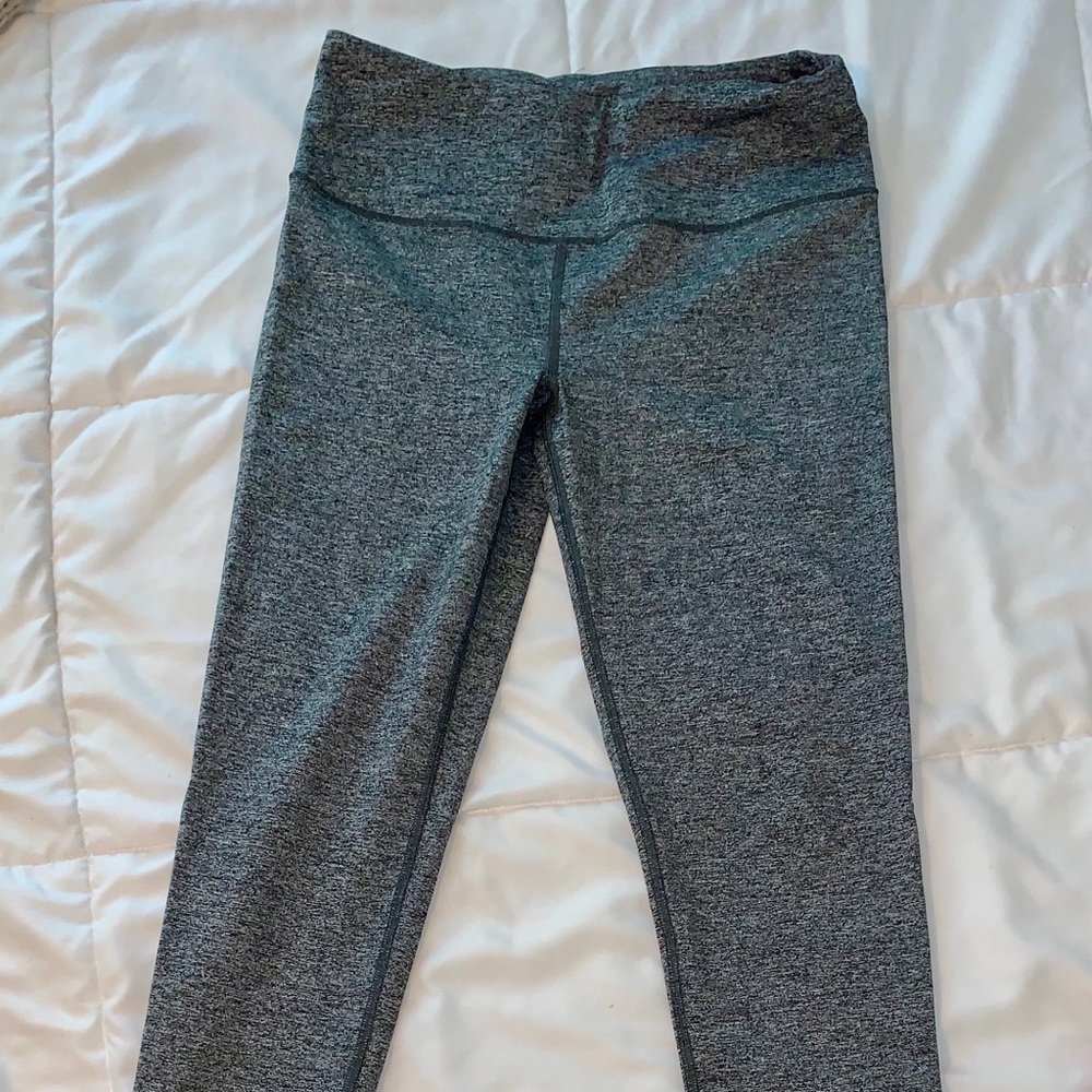 Victoria’s Secret sport leggings